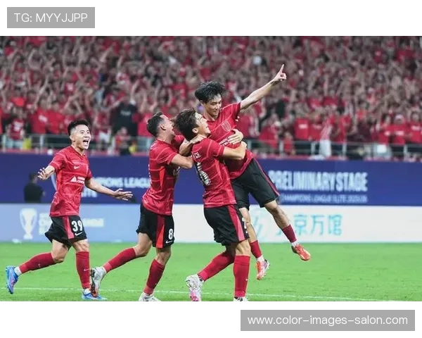 中超赛季精彩回顾：多支球队表现亮眼，球星各自崭露头角。