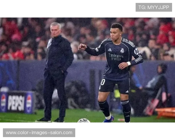 皇马巨星堆叠下的进攻失衡问题，是否正对赛季走势形成制约？