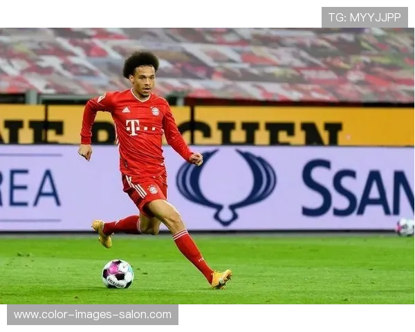 拜仁中场运转失序直接导致攻防节奏混乱，球队表现稳定性面临阶段性考验。